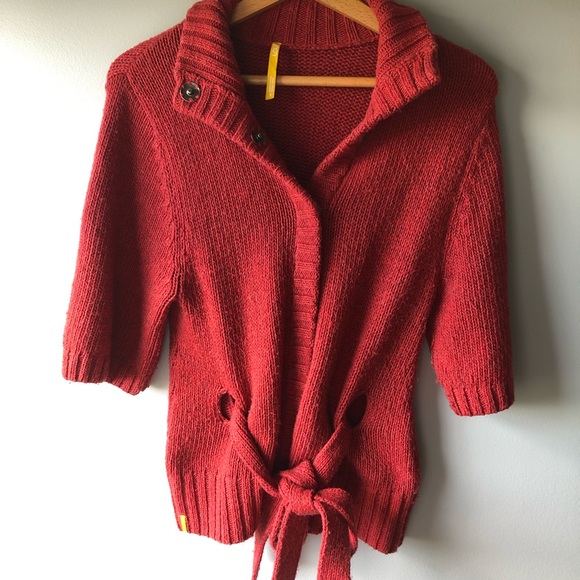 Lole Sweaters - Lole Burnt Red Lambs Wool Blend Tie Waist Sweater